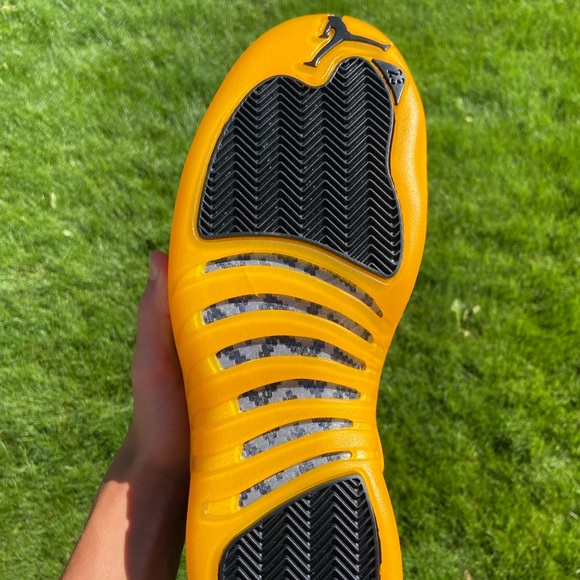 Jordan 12 university gold - Picture 5 of 6